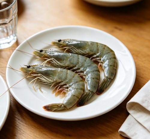 Fresh raw king prawns